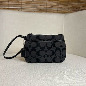 C O A C H. Black Patterned Women's Wristlet